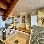 Сasa de vacaciones Grande Maison Au Calme La Merlatiere