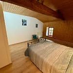 Grande Maison Au Calme Сasa de vacaciones La Merlatiere