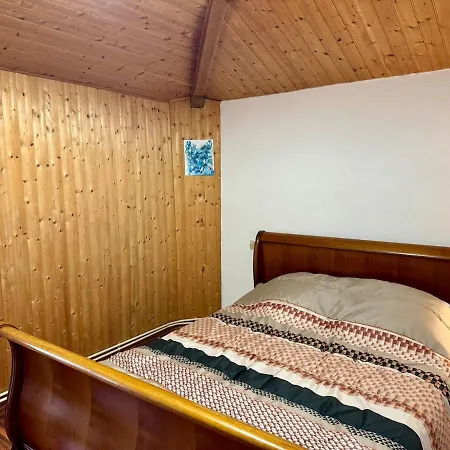 Grande Maison Au Calme La Merlatiere