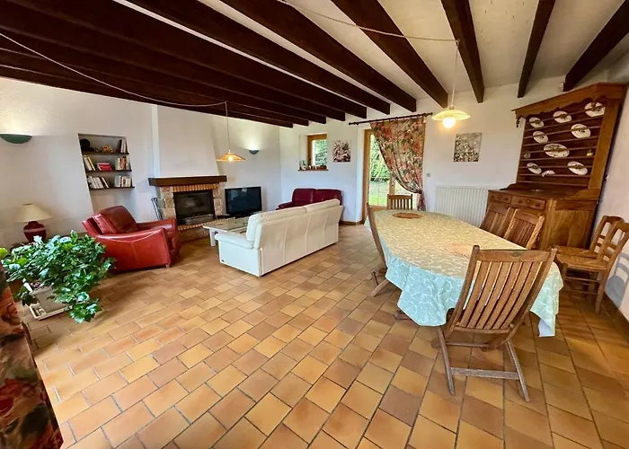 Grande Maison Au Calme Nyaraló